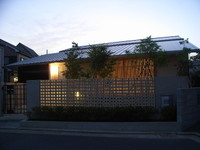 茅ヶ崎にあります、神奈川建築コンクール　奨励賞受賞の住まい。「東海岸の家」についての詳しい施工例は、物件スペック欄へ…