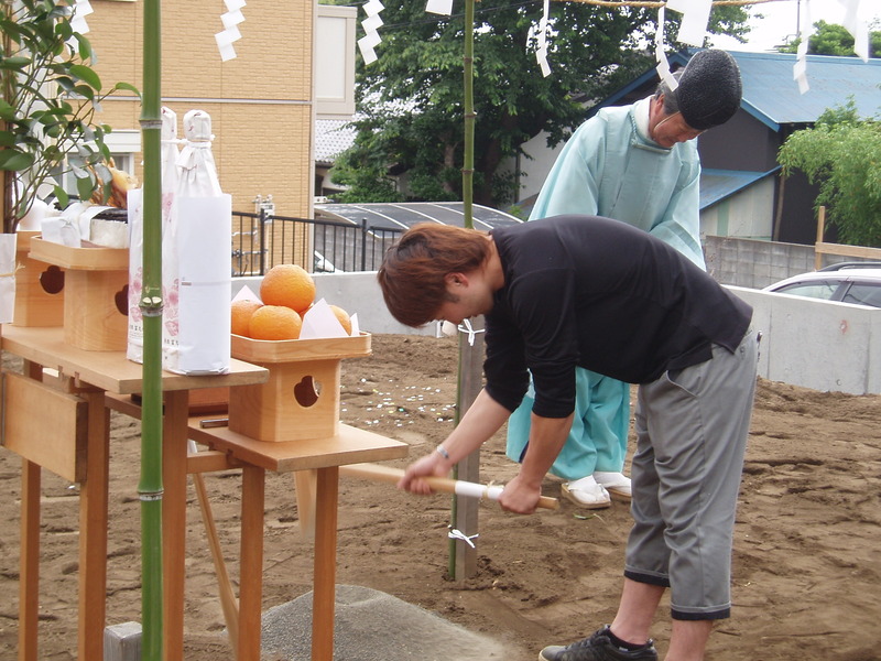 マンション経営 藤沢,最悪を想定し、最善を信じ、中庸を行く,ミニチュアトイレ、最悪を想定し,リスクからリアルに近づく,政財界とのつながり強化,経営のやり方に革新を加える、湘南　久保田工務店、茅ヶ崎市　香川駅前、花政、ふらわーしょっぷ花政、二世帯住宅、職住近接、介護、子育て、オープンキッチン、太陽光発電(二世帯住宅)