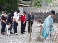 こゆるぎ海岸どうぶつ病院様の２０１６年完成に向けました、はじめの一歩です。